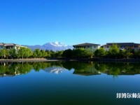 云南大學(xué)旅游文化師范學(xué)院2023年招生辦聯(lián)系電話(huà)