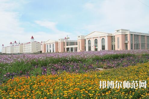內(nèi)蒙古大學(xué)師范學(xué)院滿(mǎn)洲里學(xué)院招生辦聯(lián)系電話