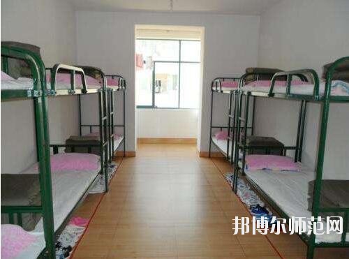貴州幼師經(jīng)貿(mào)學校2023年宿舍條件