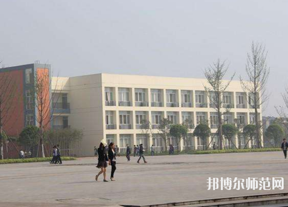 崇州幼兒師范電子職業(yè)技術(shù)學校2020年報名條件、招生要求、招生對象