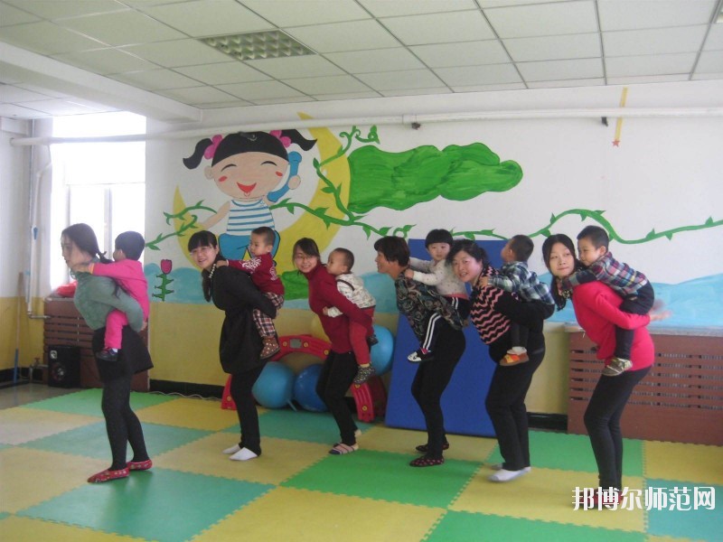 黃石2020年幼師學(xué)校中專升大?？际裁? width=