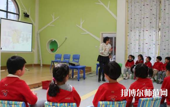 溫州2021年幼師學校中專升大?？际裁? width=