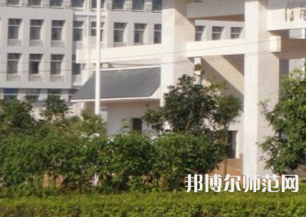 信陽職業(yè)技術(shù)師范學(xué)院2023年報(bào)名條件、招生要求、招生對象
