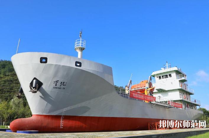 延安職業(yè)技術(shù)師范學(xué)院2023年報(bào)名條件、招生要求、招生對象