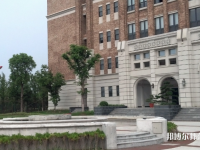 上海外國語師范大學(xué)賢達(dá)經(jīng)濟(jì)人文學(xué)院虹口校區(qū)2023年怎么樣、好不好