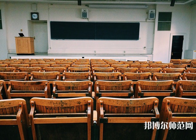 伊春職業(yè)師范學(xué)院介紹、地址
